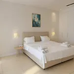 Villa Beachfront Luxury Glory Ayía Nápa