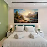Beachfront Luxury Glory Villa *
