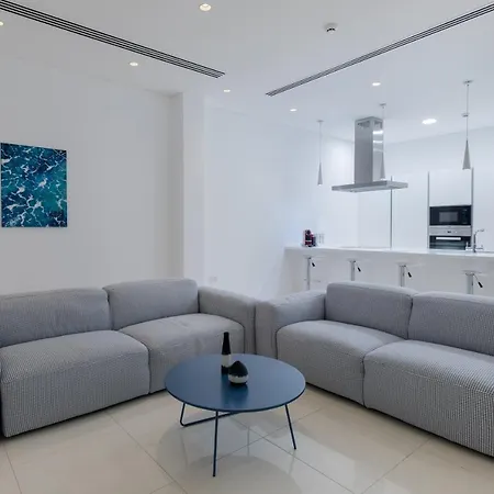 Beachfront Luxury Glory *