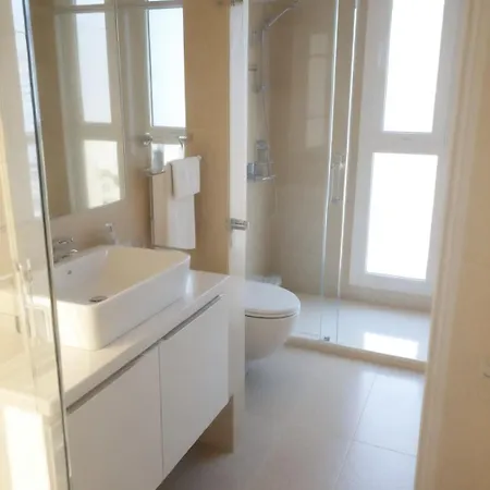 Beachfront Luxury Glory 圣纳帕