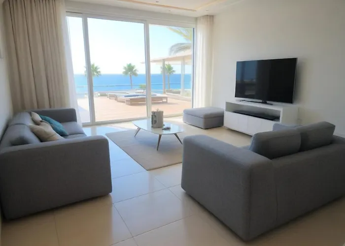 Beachfront Luxury Glory * Ayia Napa