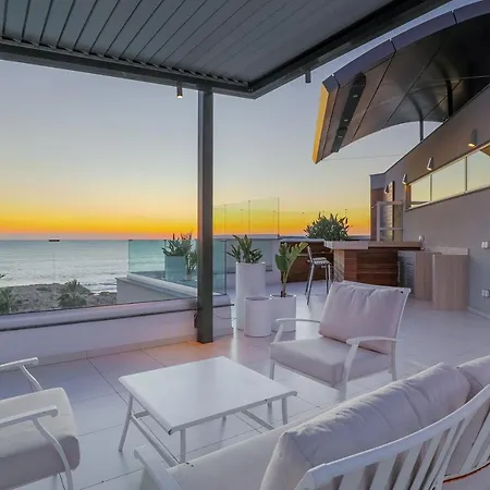 Beachfront Luxury Glory Villa Ayía Nápa