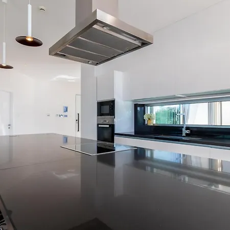 וילה Beachfront Luxury Glory איה נאפה