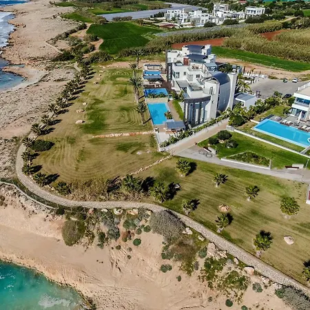 Beachfront Luxury Glory Villa *