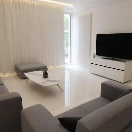 וילה Beachfront Luxury Glory *