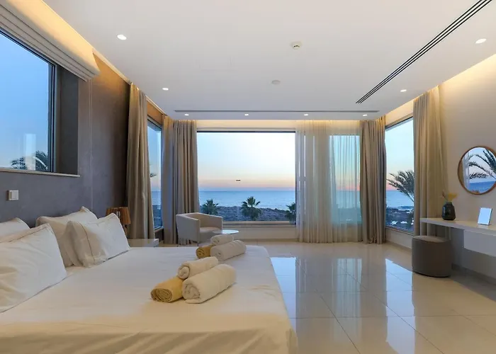 Beachfront Luxury Glory * Ayia Napa