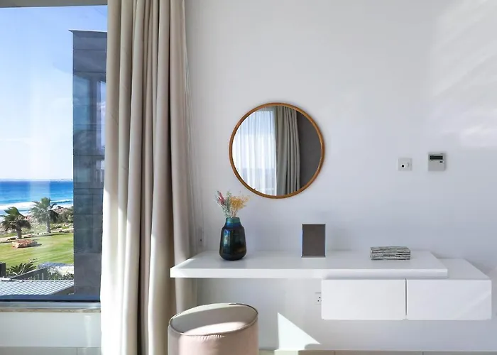 Villa Beachfront Luxury Glory *