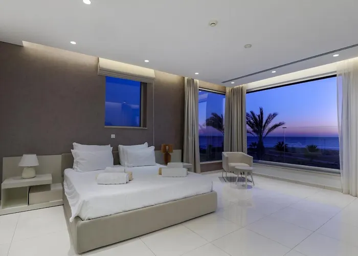 Beachfront Luxury Glory Villa