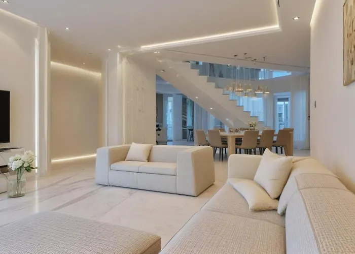 Villa Beachfront Luxury Glory