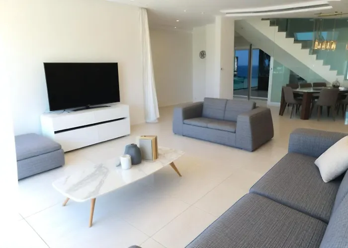 Beachfront Luxury Glory ヴィラ