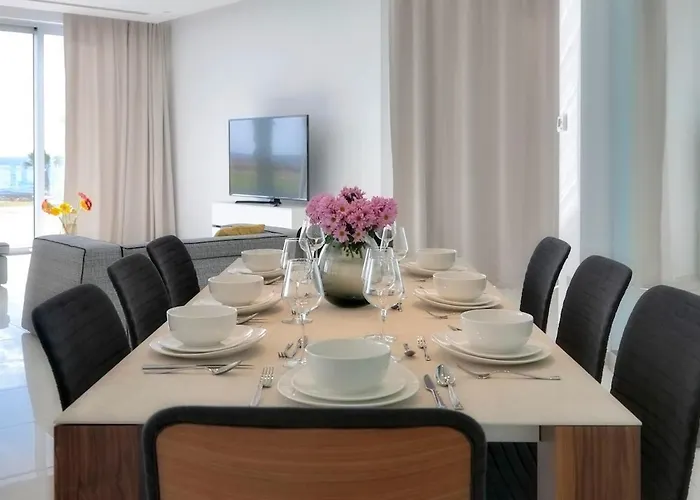 Beachfront Luxury Glory