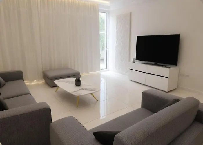 Villa Beachfront Luxury Glory *