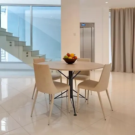 Beachfront Luxury Glory فيلة أيا نابا