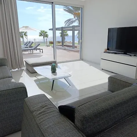 Beachfront Luxury Glory *